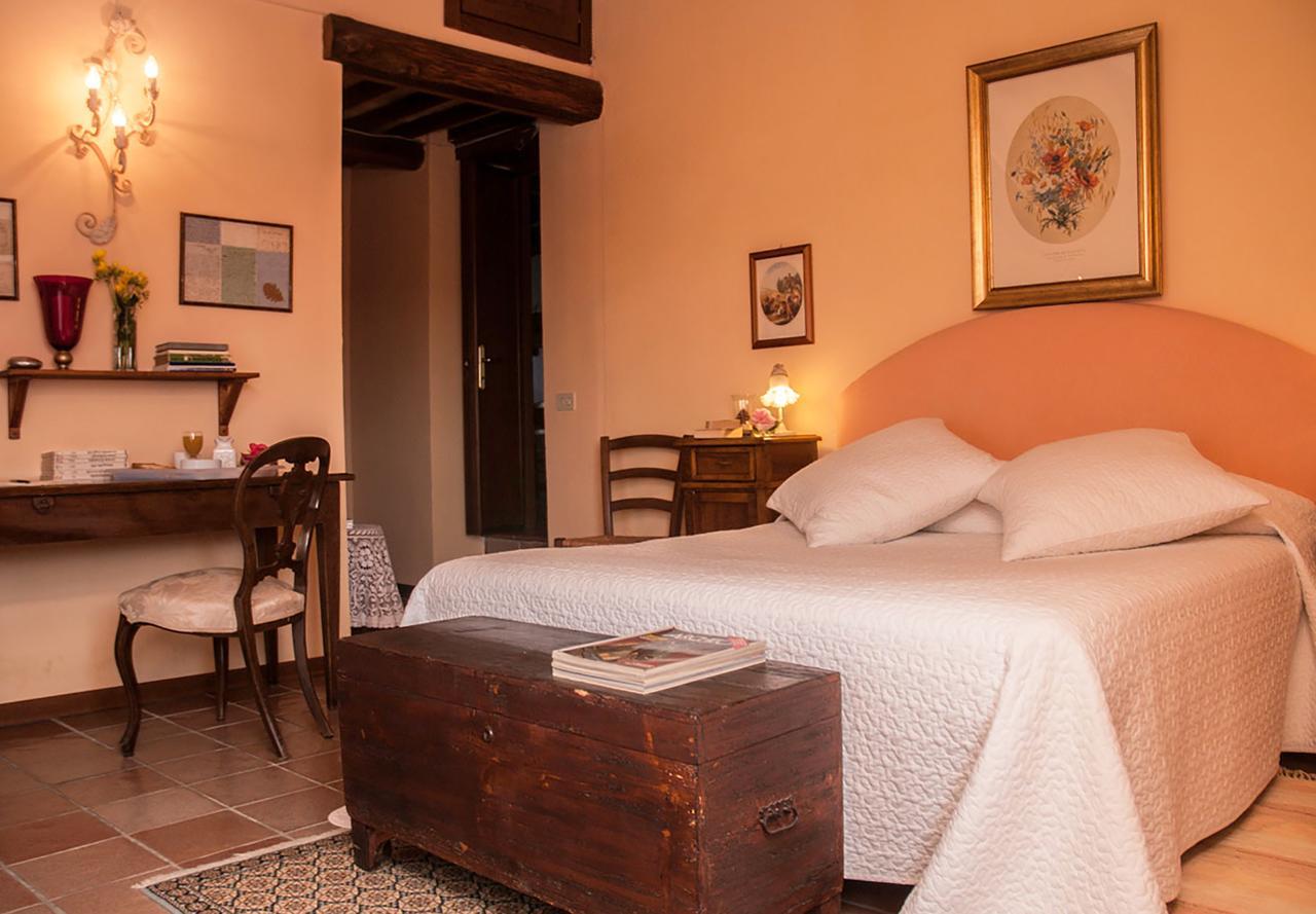 Il Poggiolo Di Parrano Guest House Екстериор снимка