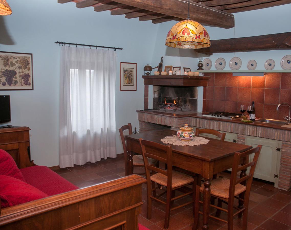 Il Poggiolo Di Parrano Guest House Екстериор снимка