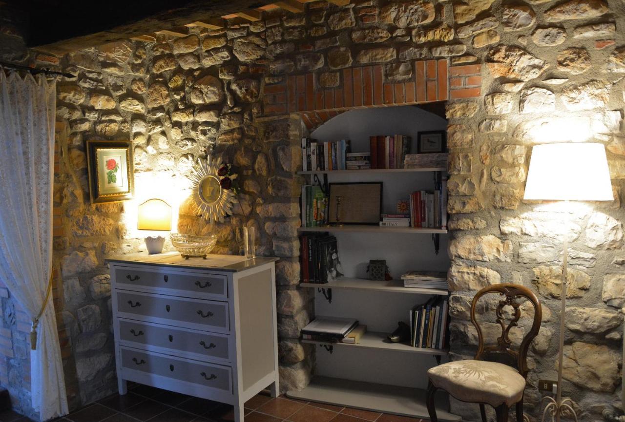 Il Poggiolo Di Parrano Guest House Екстериор снимка