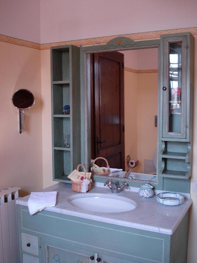 Il Poggiolo Di Parrano Guest House Екстериор снимка
